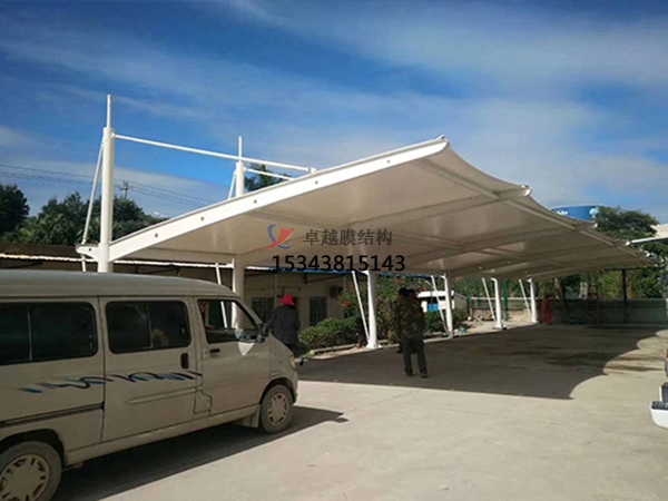 江蘇連云港膜結(jié)構(gòu)充電站停車(chē)棚【廠(chǎng)家直銷(xiāo)】
